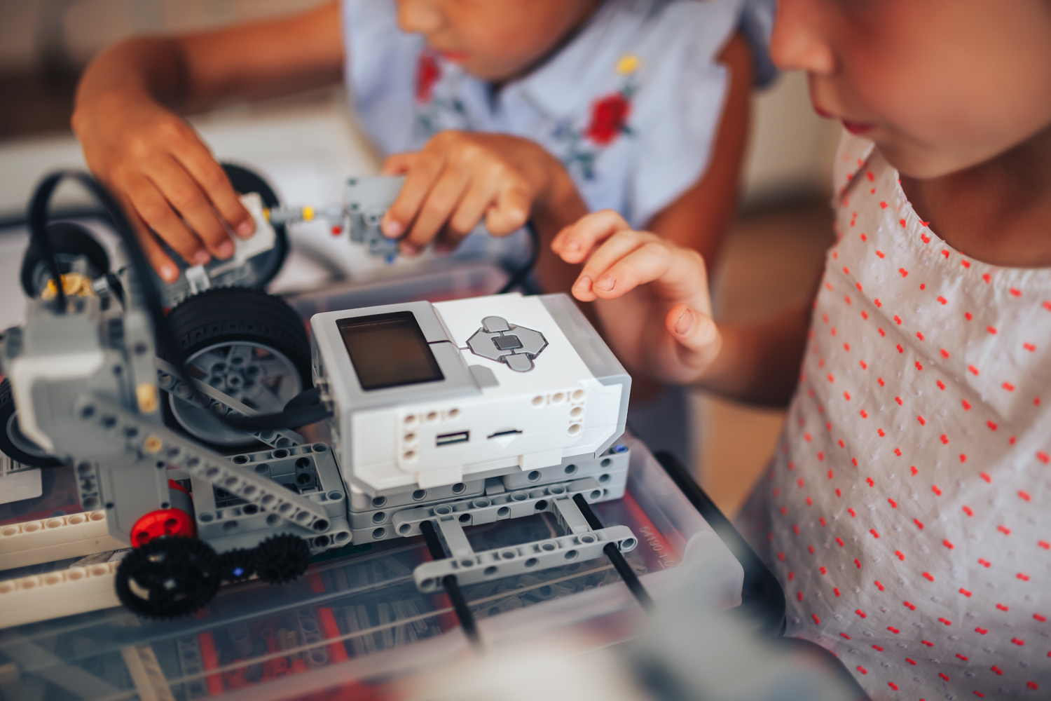 The Benefits of Introducing Robotics to Young Children at an Early Age